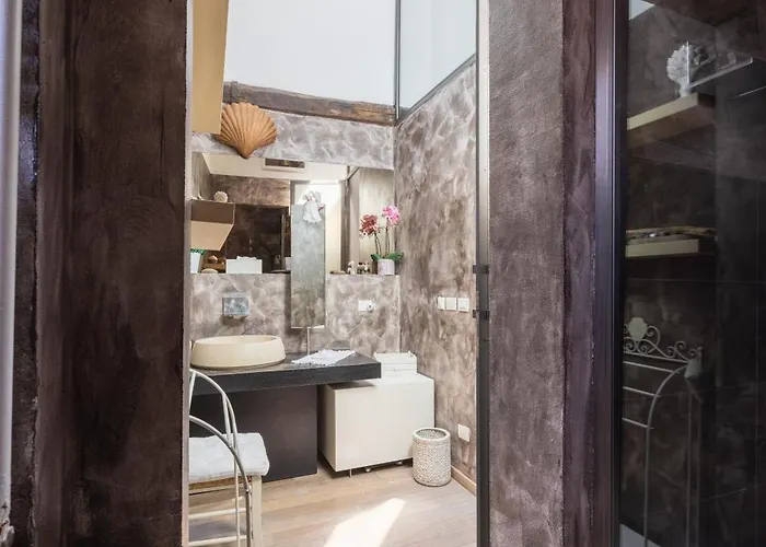 La Finestra * بولونيا